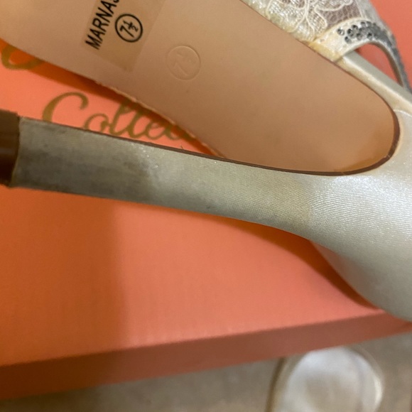 Ivory bridal shoes - Picture 2 of 7